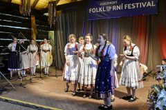 NIK0471a-FB