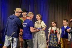 NIK0592a-FB